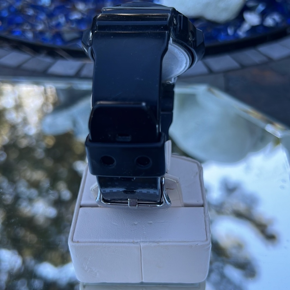 G-Shock Watch - Picture 3 of 5